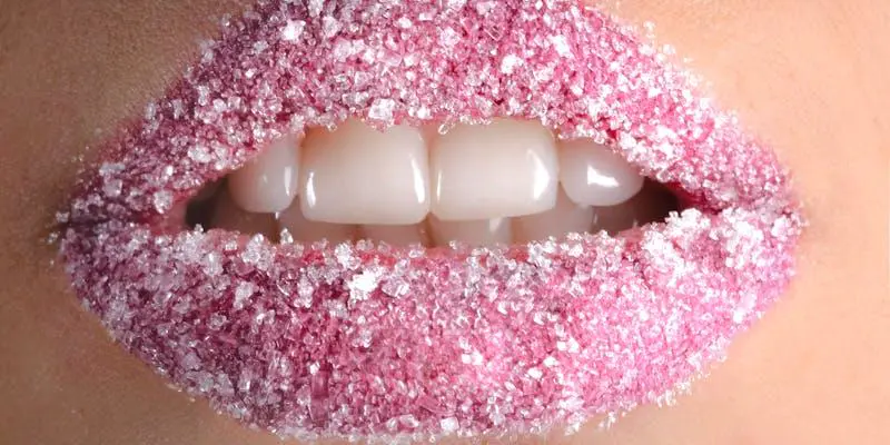 Discovering the Art of Enduring Lip Color and Plump Lip Enhancement