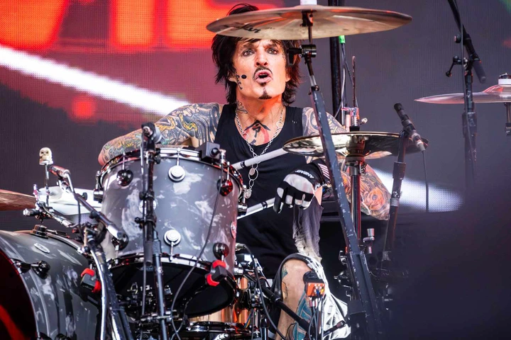 Tommy Lee performing drums at Marvel Stadium in Melbourne, Australia